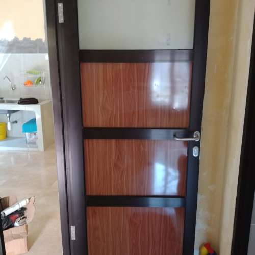 Pintu Alumunium