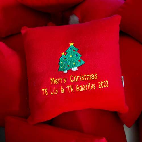 Bantal kotak 30x30 cm/bordir/100pcs