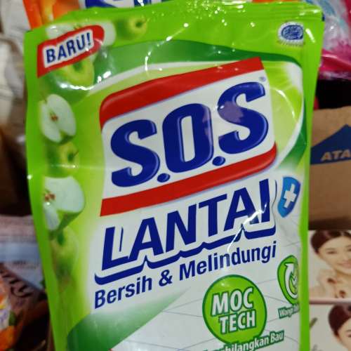 Sos pembersih lantai 750 ml