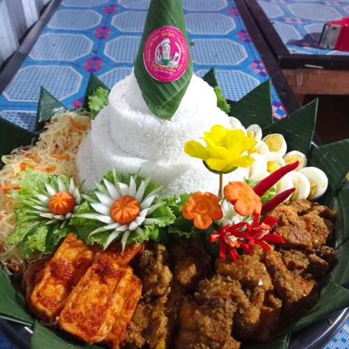 tumpeng kedai aisyah