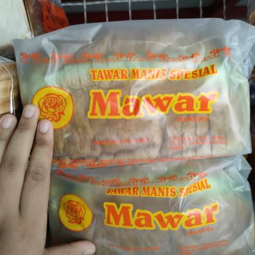 roti tawar manis bunga mawar putih