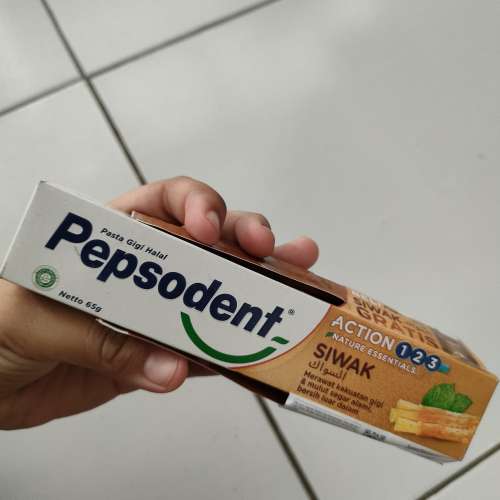 pepsoden odol siwak 75g free sabun mandi