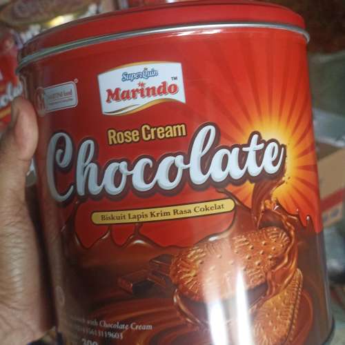 Biskuit kaleng Rosecream chocolate sold out"