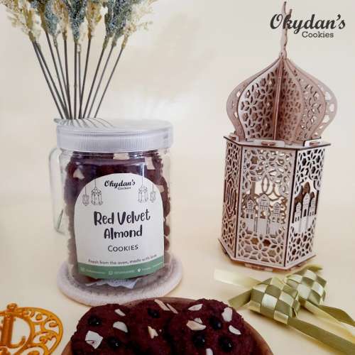 Red Velvet Almond