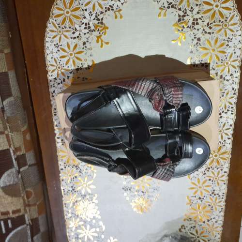 Sandal cewek