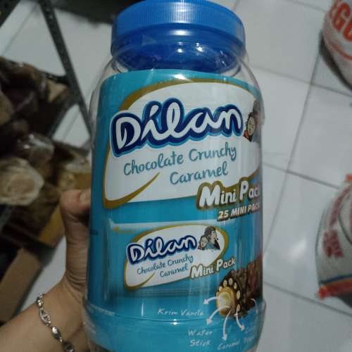 dilan toples