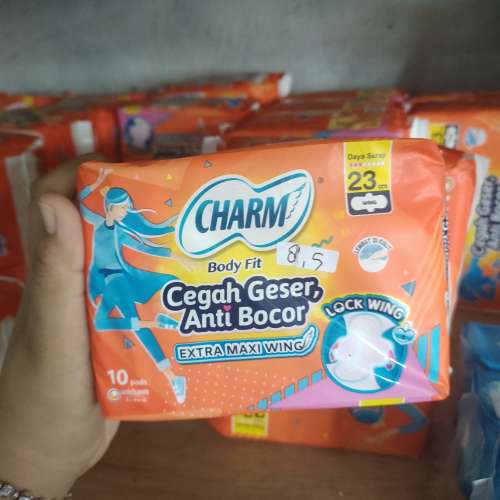 charm w 23/10