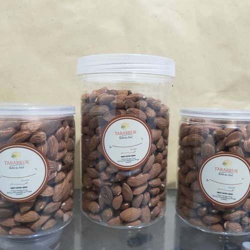 Kacang almond panggang