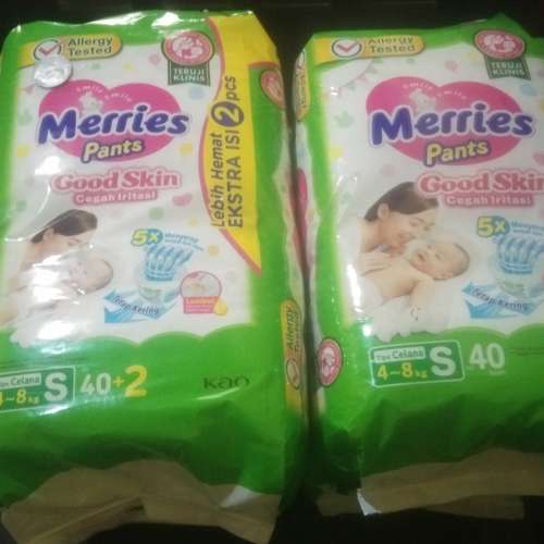 Pampers merries ukuran s40