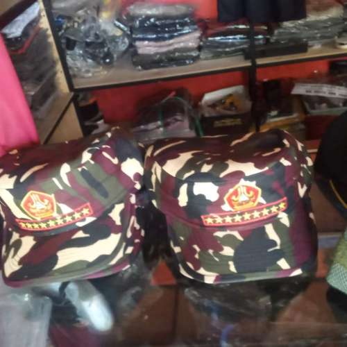 Topi komamdo banser