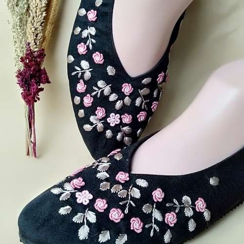 Sepatu wanita jumbo big size 43 handmade