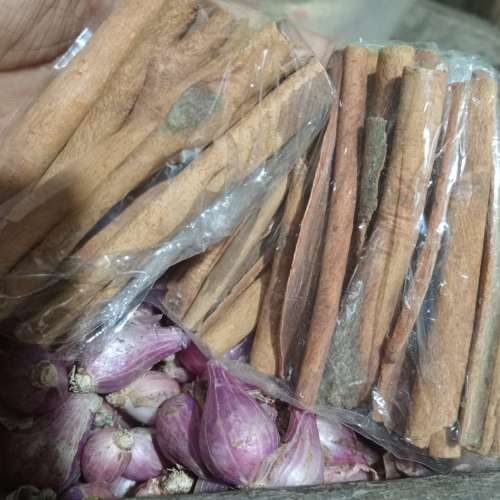KayuManis (keningar)