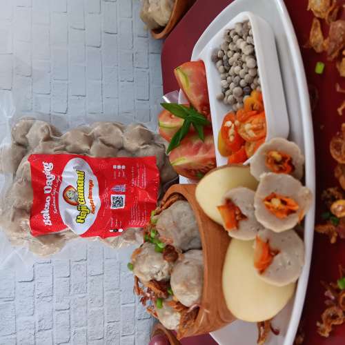 Bakso Granat (kecil) + Free Bumbu Kuah Bakso