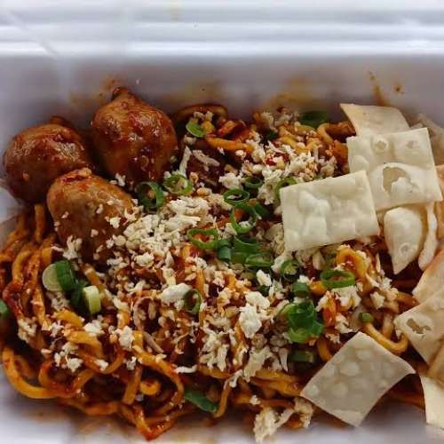 Mie Jebew “ Kedai Nyonyak”
