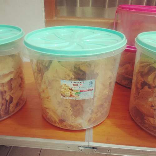 Rempeyek kacang,  udang dawu, Teri HAURAA RAFI 29