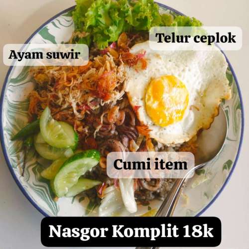 Nasi goreng komplit