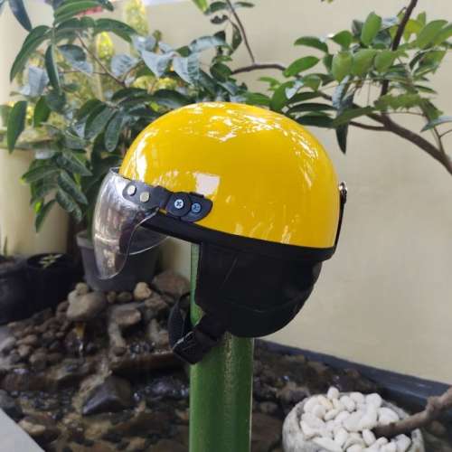 Mr. U - HELM ANAK SINCAN SPET/ CAT