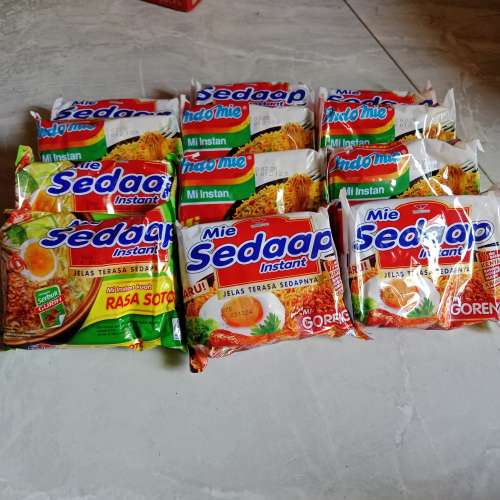 Mie sedap goreng, soto & indomie goreng