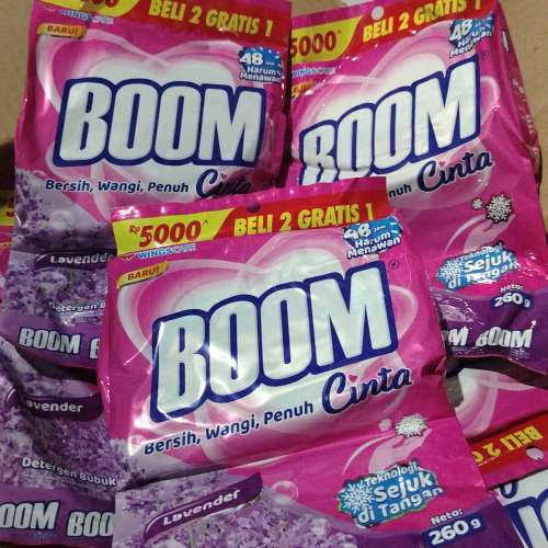 Detergent boom