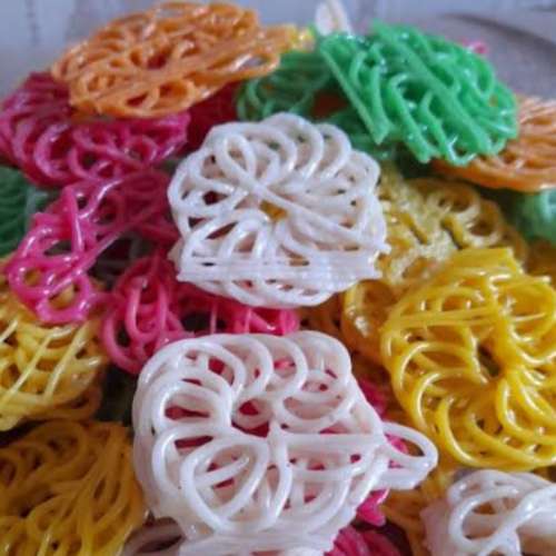 Toping Krupuk mawar warna
