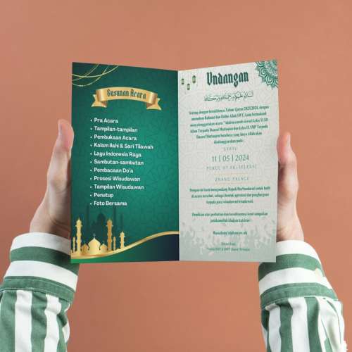 Desain Brosur Lipat