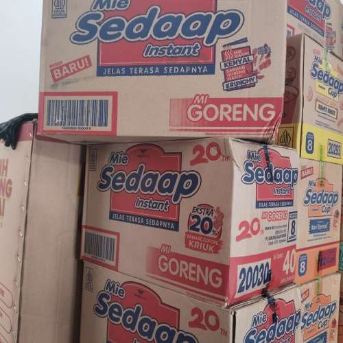 Mie instan sedap goreng