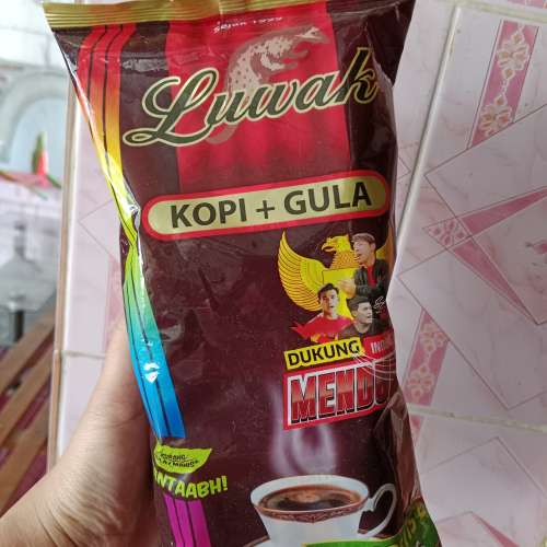 Kopi luwak hitam 1 pak