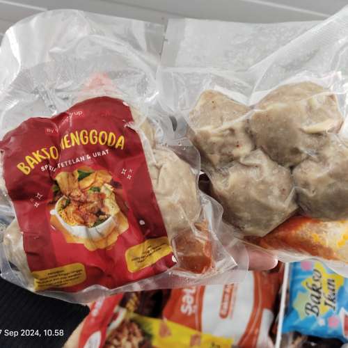 Bakso menggoda isi tetelan
