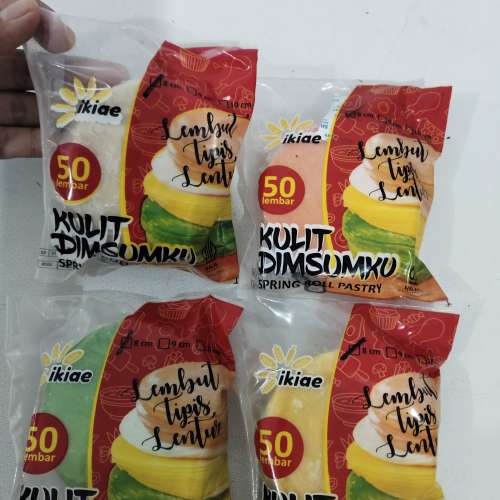 Kulit dimsum warna