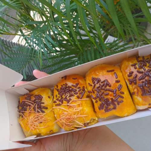 Bolen pisang coklat