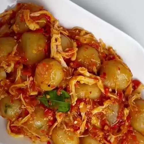 Cilok ayam suwir pedas