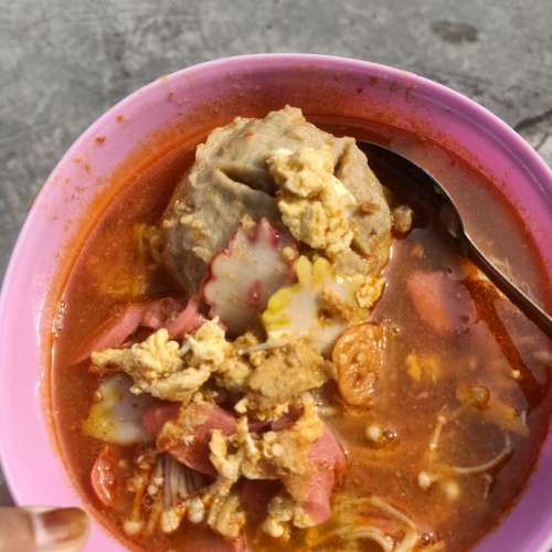 Seblak pentol beranak