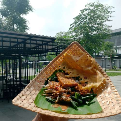 Nasi pecel Godong Jati