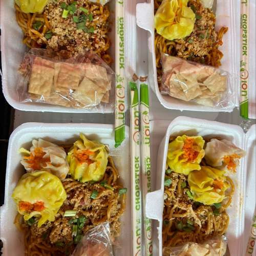 Mie huhah Dimsum