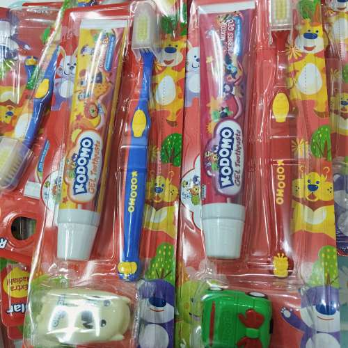 1 set kodomo pasta gigi + sikat gigi anak
