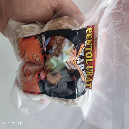 Pentol daging mozarela