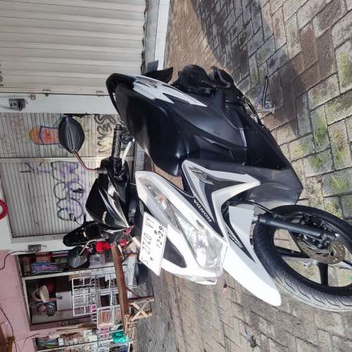 Sepeda motor vario 125