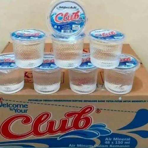 Club cepuk atau club gelas mini