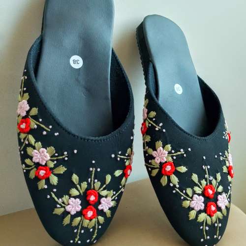 Sandal Selop Wanita