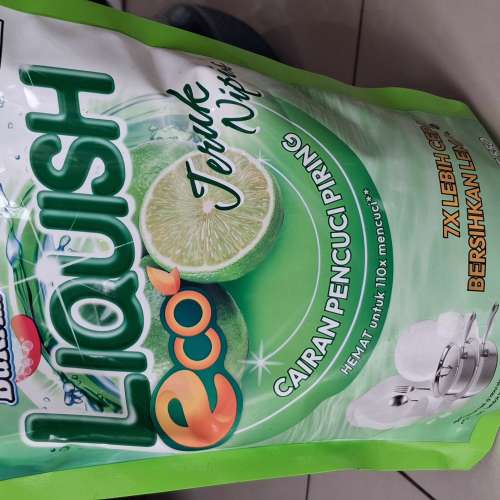 SABUN CUCI PIRING BU KRIM LIQUISH 550ML