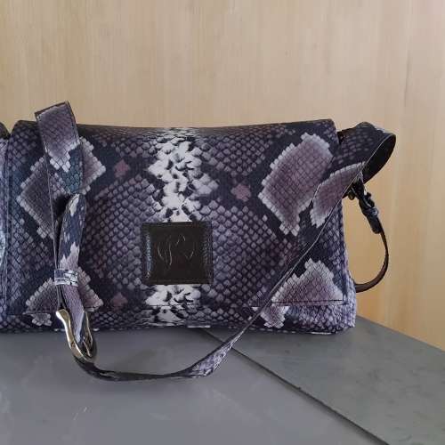 Tas Wanita "LONARA"