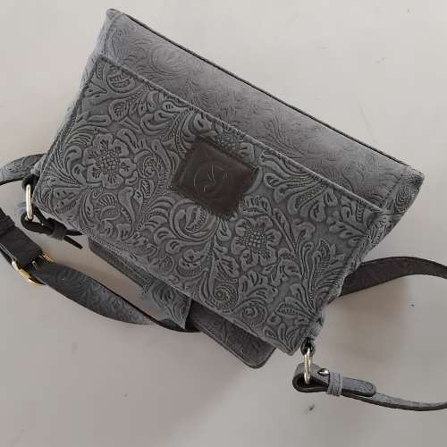 Tas Wanita "LONARA"