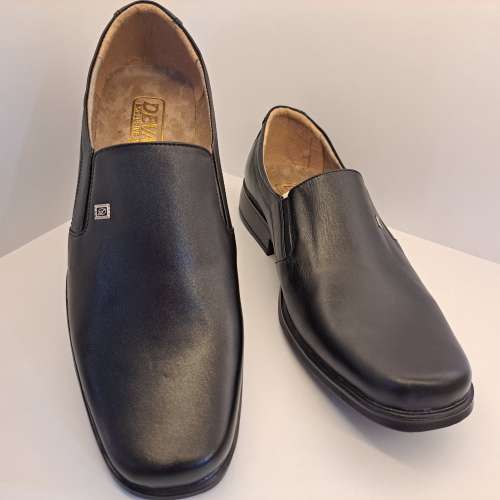 Sepatu Pantofel Pria "Devano"