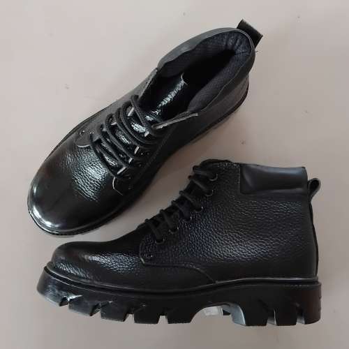 Sepatu Safety "KING JAVA" High