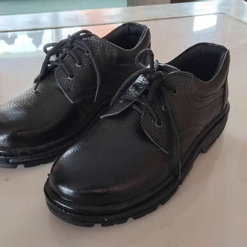 Sepatu Safety "KING JAVA" Low