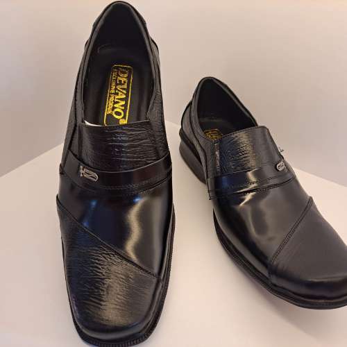 Sepatu Pantofel Pria "Devano"