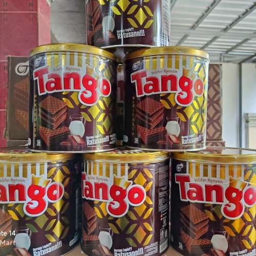 Tango kaleng kartonan
