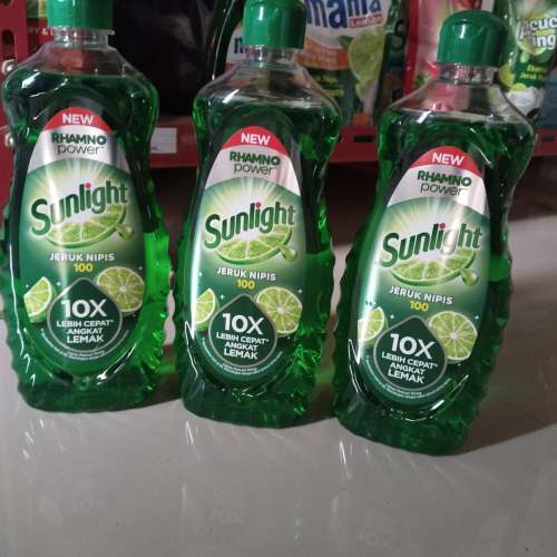Sunlight botol 675gr