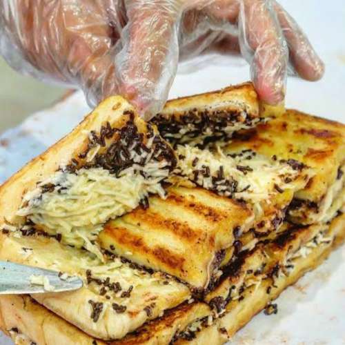 Roti bakar coklat keju