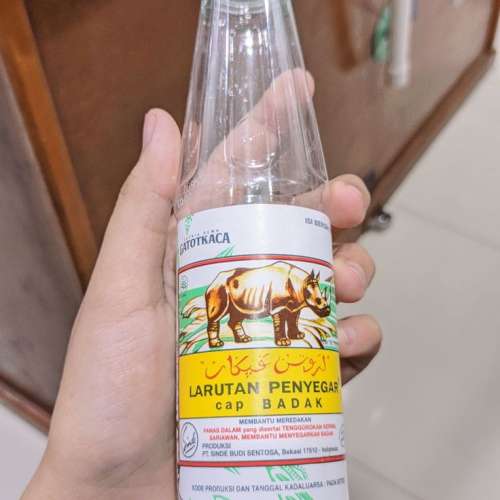 Larutan cap kaki tiga